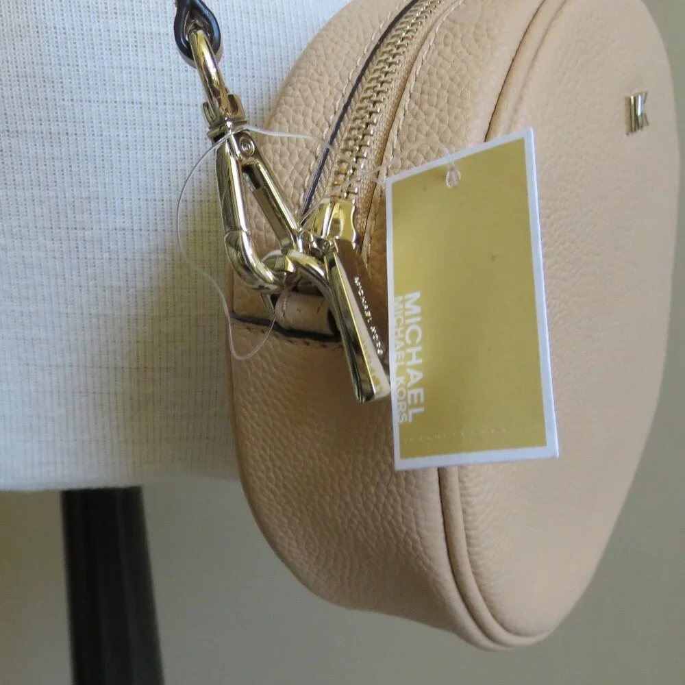Michael Kors small canteen crossbody  bag NWT